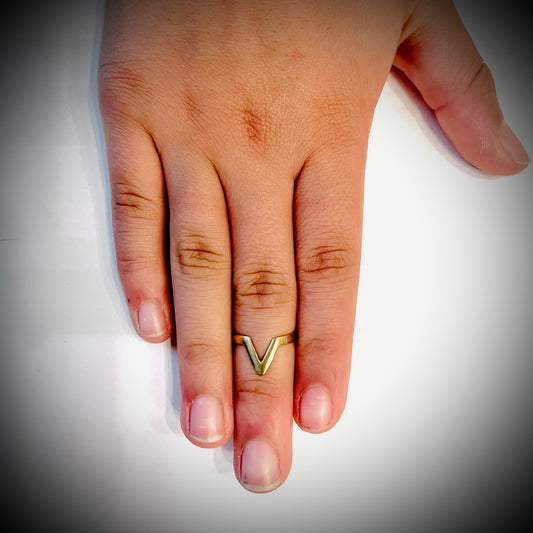 V Ring